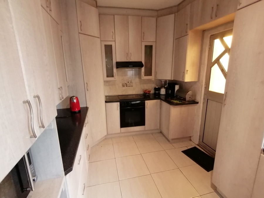 4 Bedroom Property for Sale in Vanes Estate Eastern Cape